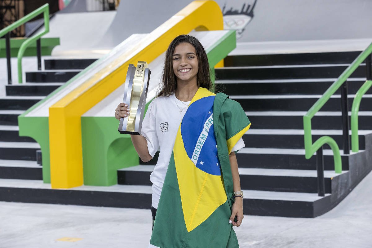 Rayssa Leal vence etapa da China do pré-olímpico de skate