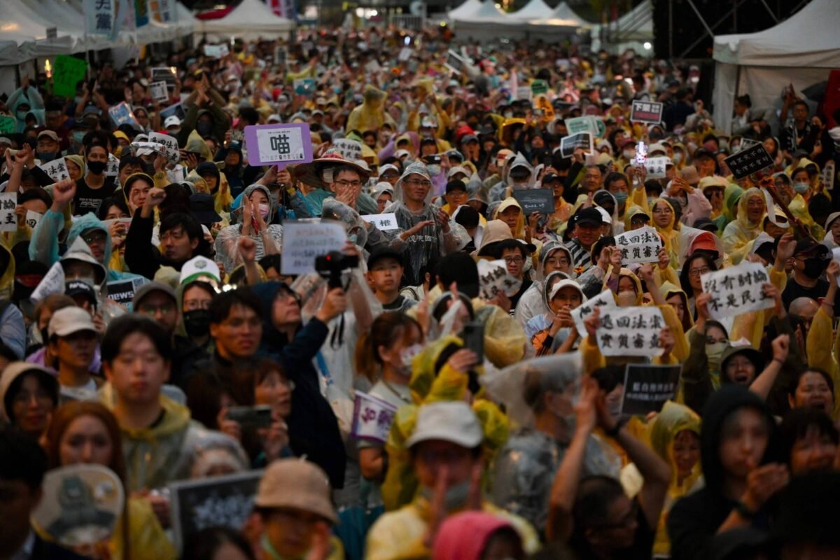 Taiwan: Reformas levam milhares às ruas em protesto - 28/05/2024