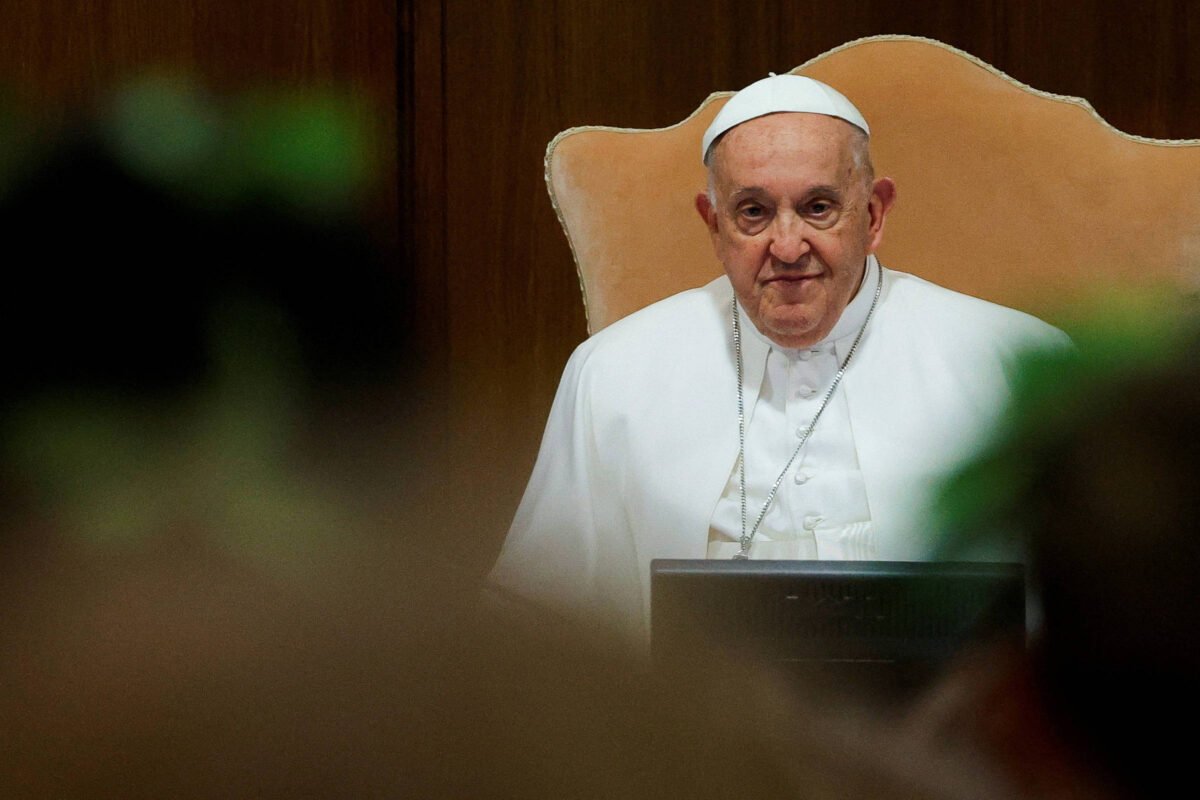Vaticano alerta contra casos imaginários e sobrenaturais - 17/05/2024 -