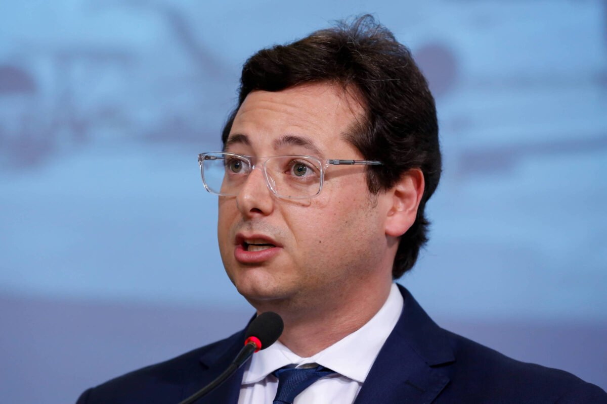 Wajngarten critica Lottenberg por texto sobre palestinos - 22/05/2024 -