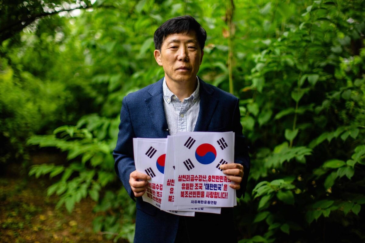 Conheça desertor que manda balões à Coreia do Norte -
