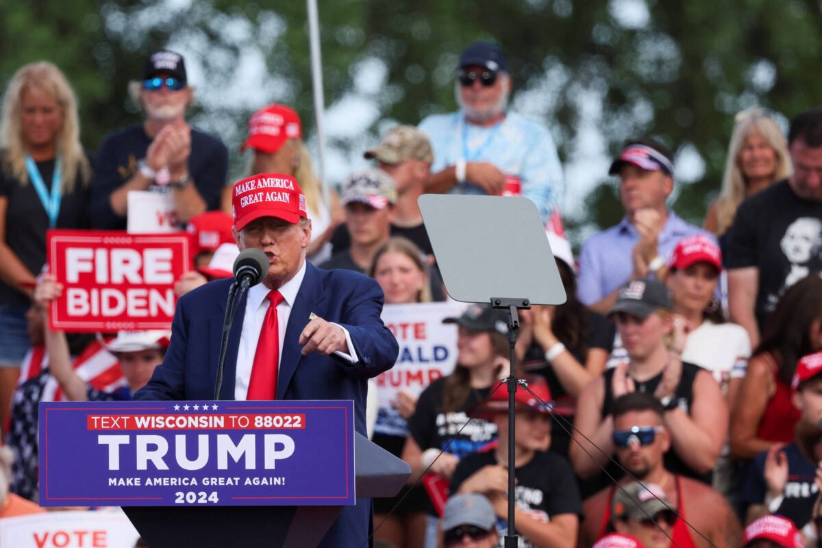 EUA: Trump defende green card para estrangeiros graduados - 20/06/2024
