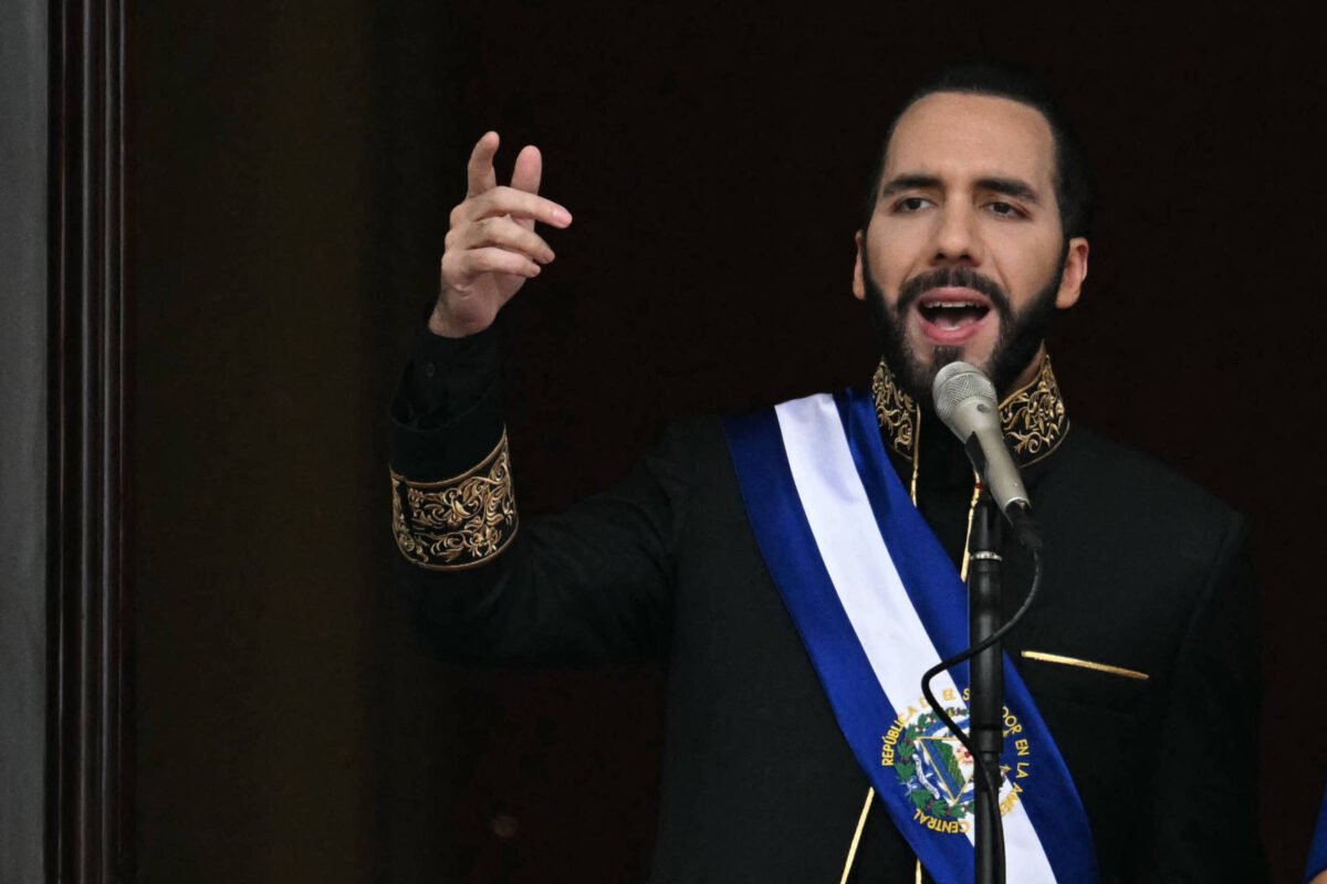 El Salvador: Nayib Bukele chama gangues de satânicas - 06/06/2024