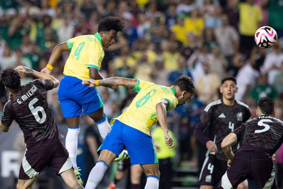 Endrick cava espaço de titular na seleção - 09/06/2024 -