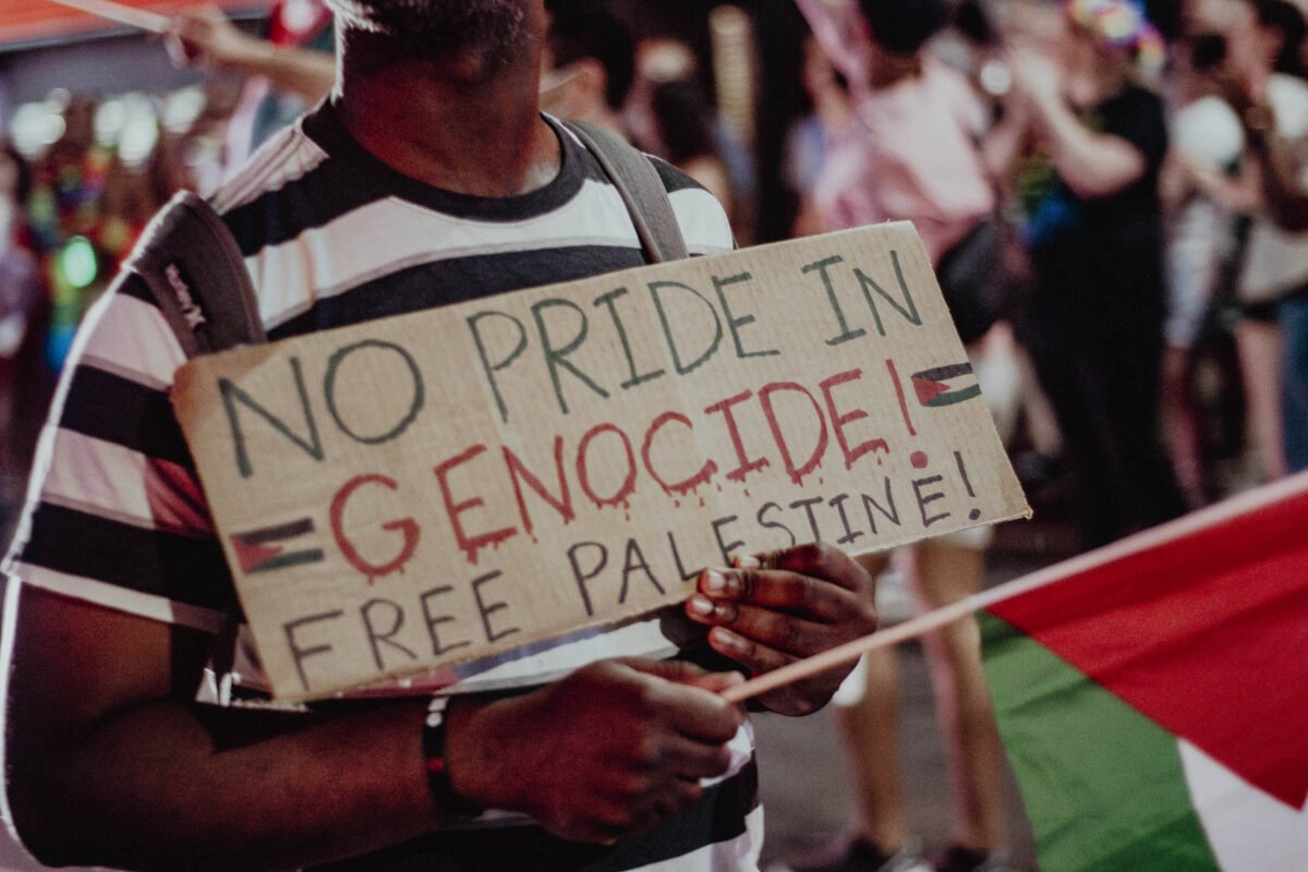 Guerra na Faixa de Gaza divide comunidade LGBTQIA+ nos EUA