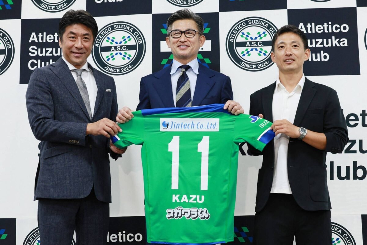 Kazu Miura retorna ao Japão para continuar jogando - 25/06/2024