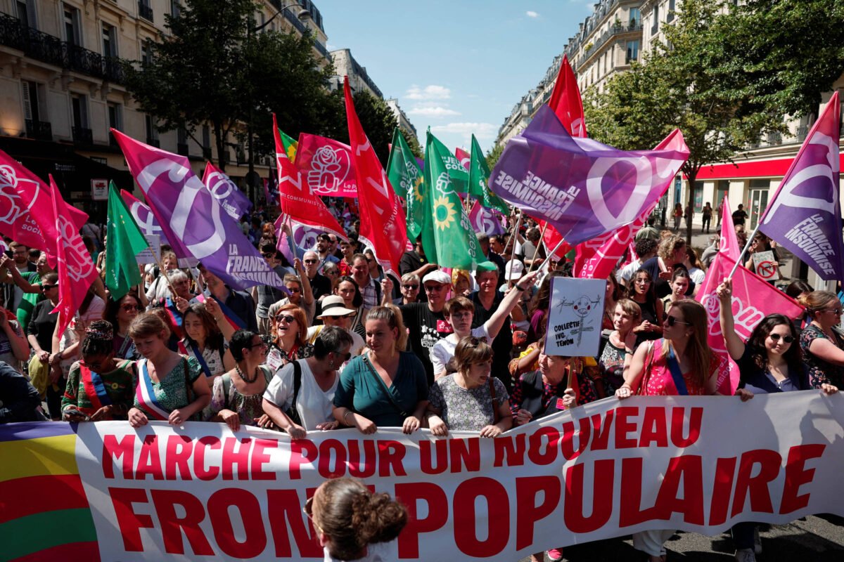 Mulheres protestam na França contra avanço da ultradireita - 23/06/2024
