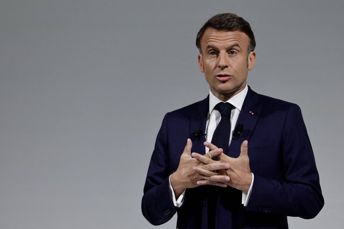 Reforma eleitoral na Nova Caledônia é suspensa, diz Macron -