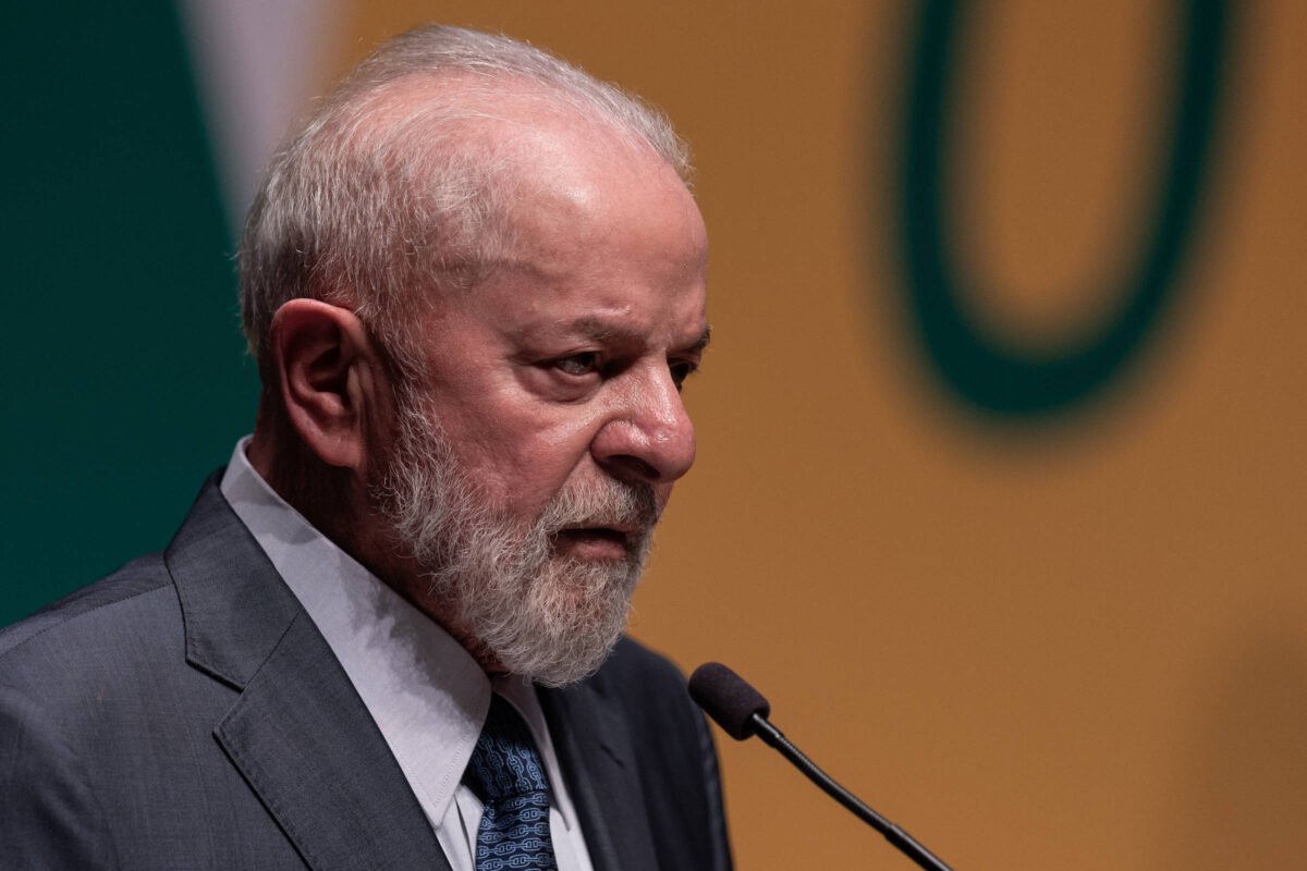 Só falo com Milei se ele pedir desculpas, diz Lula