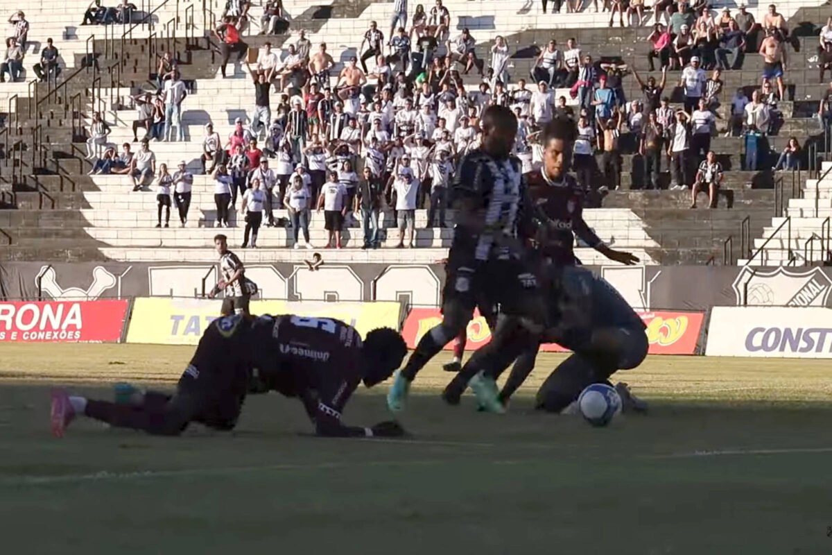 Veja os gols em partida da Série D suspeita de