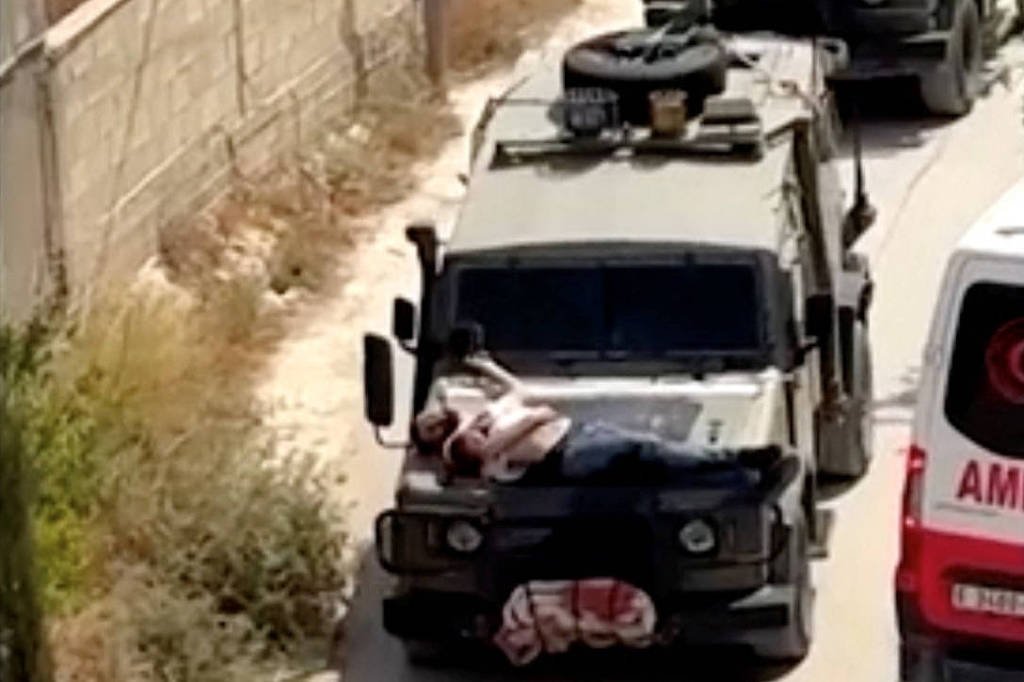 Vídeo: exército israelense amarra palestino a capô de jipe -