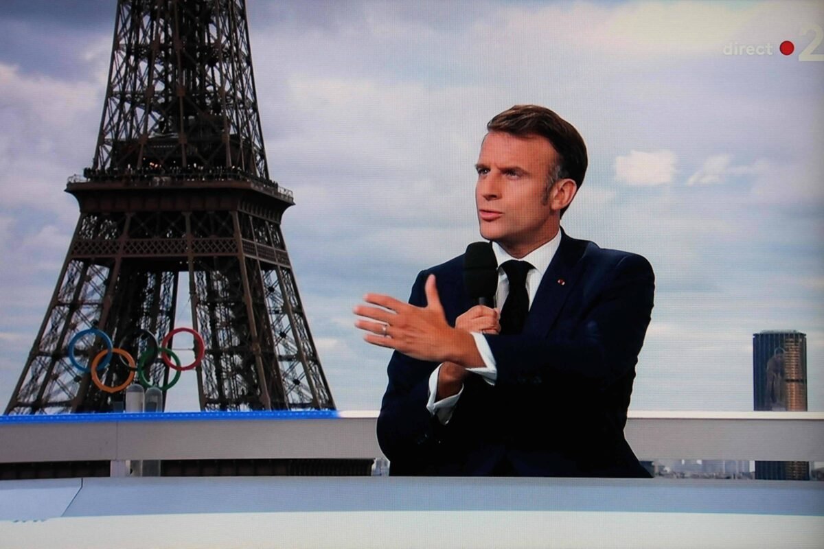 Abertura dos Jogos seguirá 'plano A', afirma Macron - 23/07/2024