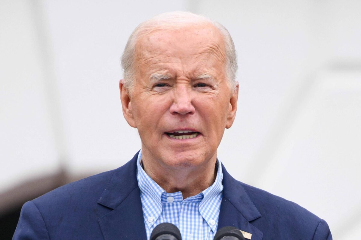 Biden diz que precisa dormir mais e trabalhar menos -