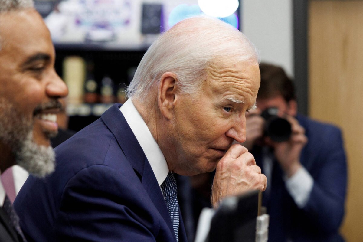 Doadores democratas dizem que Biden está perto de desistir -