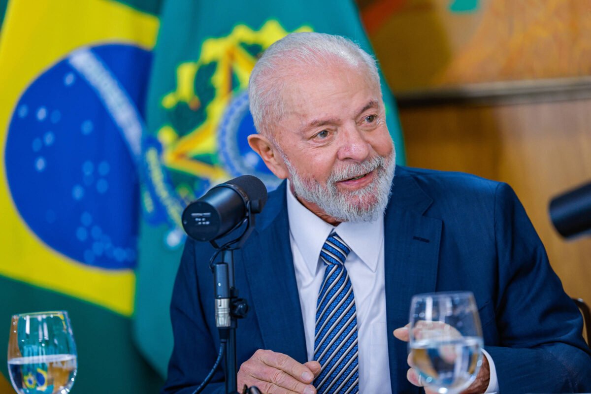 Lula celebra vitória 'contra o extremismo' na França - 07/07/2024