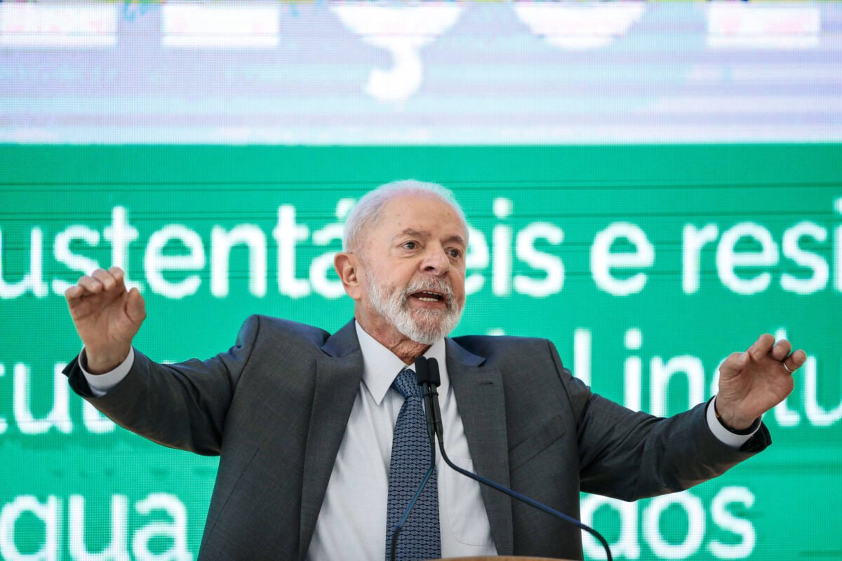Lula convida premiê do Reino Unido para visitar Brasil -