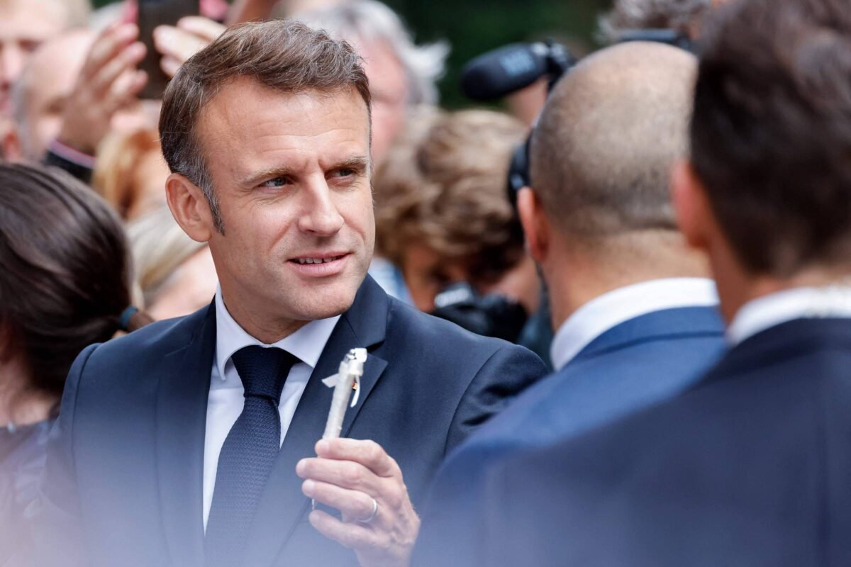 Macron diz que ninguém ganhou eleição e incentiva coalizão -