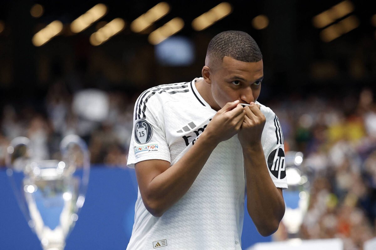 Mbappé chega ao Real Madrid; quem vai sair para ele