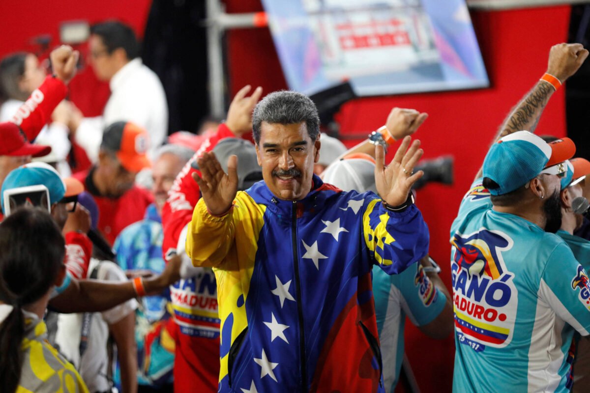 PT diz que eleição de Maduro foi 'democrática e soberana'