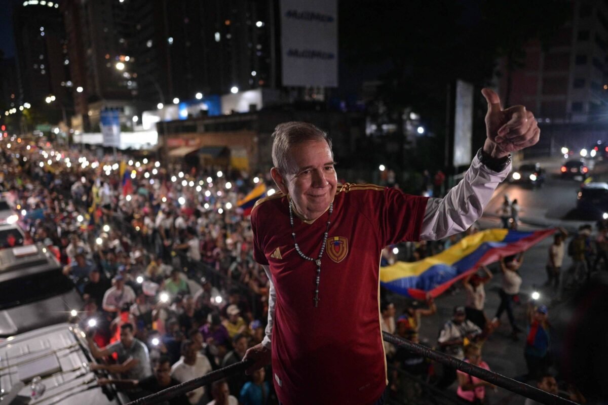 Quem é Edmundo González, candidato que ameaça chavismo - 27/07/2024