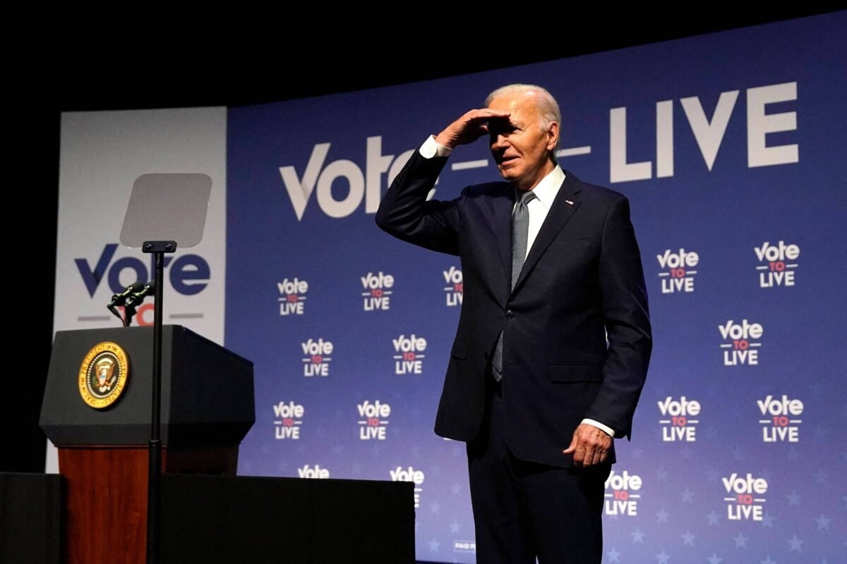 Sob pressão, Biden anuncia que vai retomar campanha - 19/07/2024