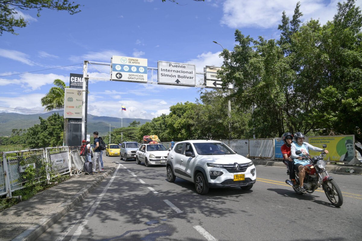 Venezuela: fronteira com a Colômbia tem tráfico e crime -