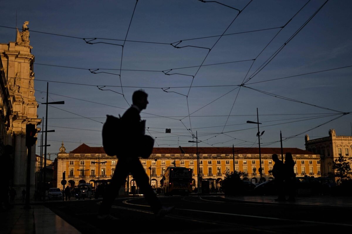 Aposentados do Brasil levarão € 26,4 milhões a Portugal -