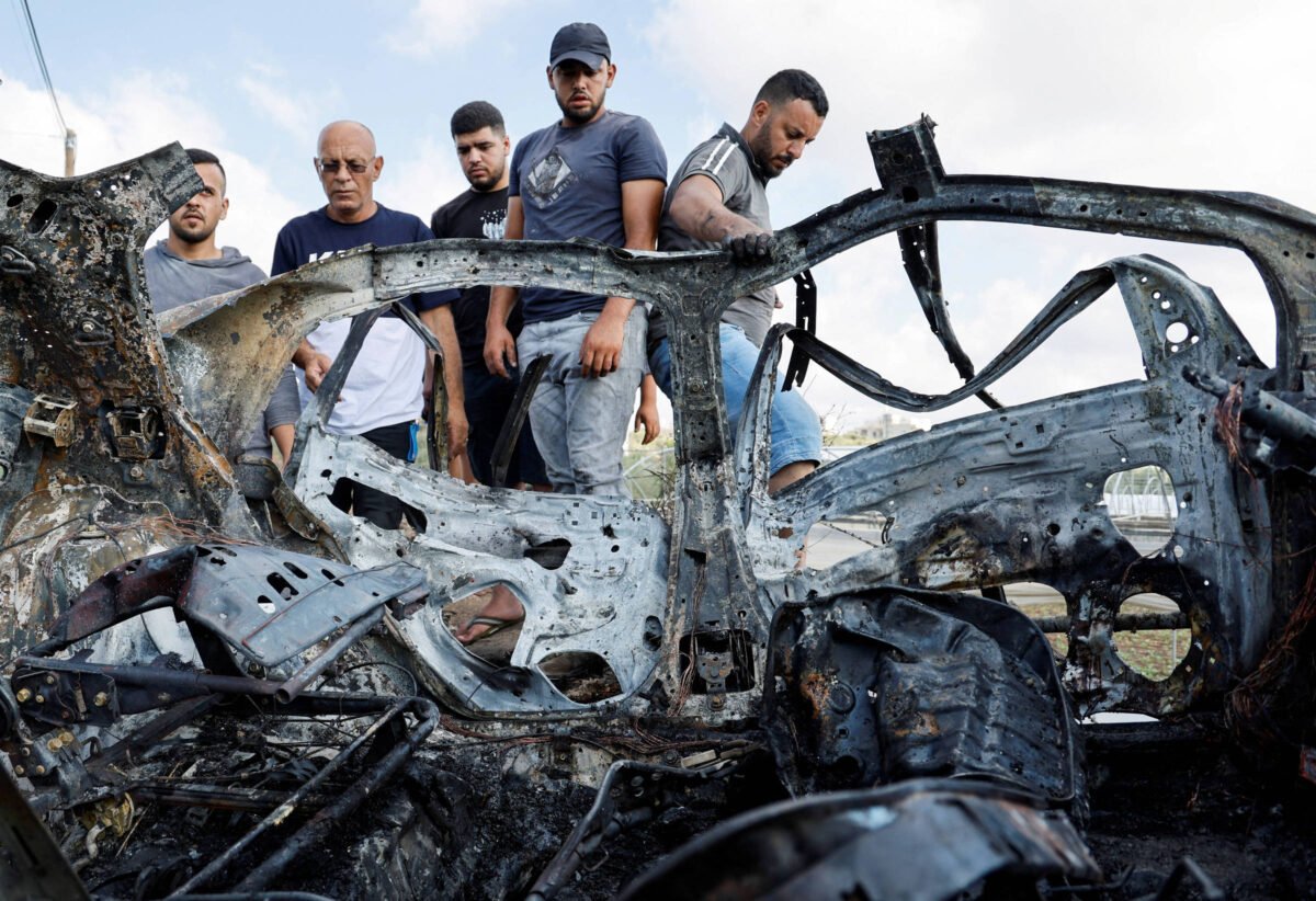 Ataques de Israel deixam 15 mortos em escola em Gaza