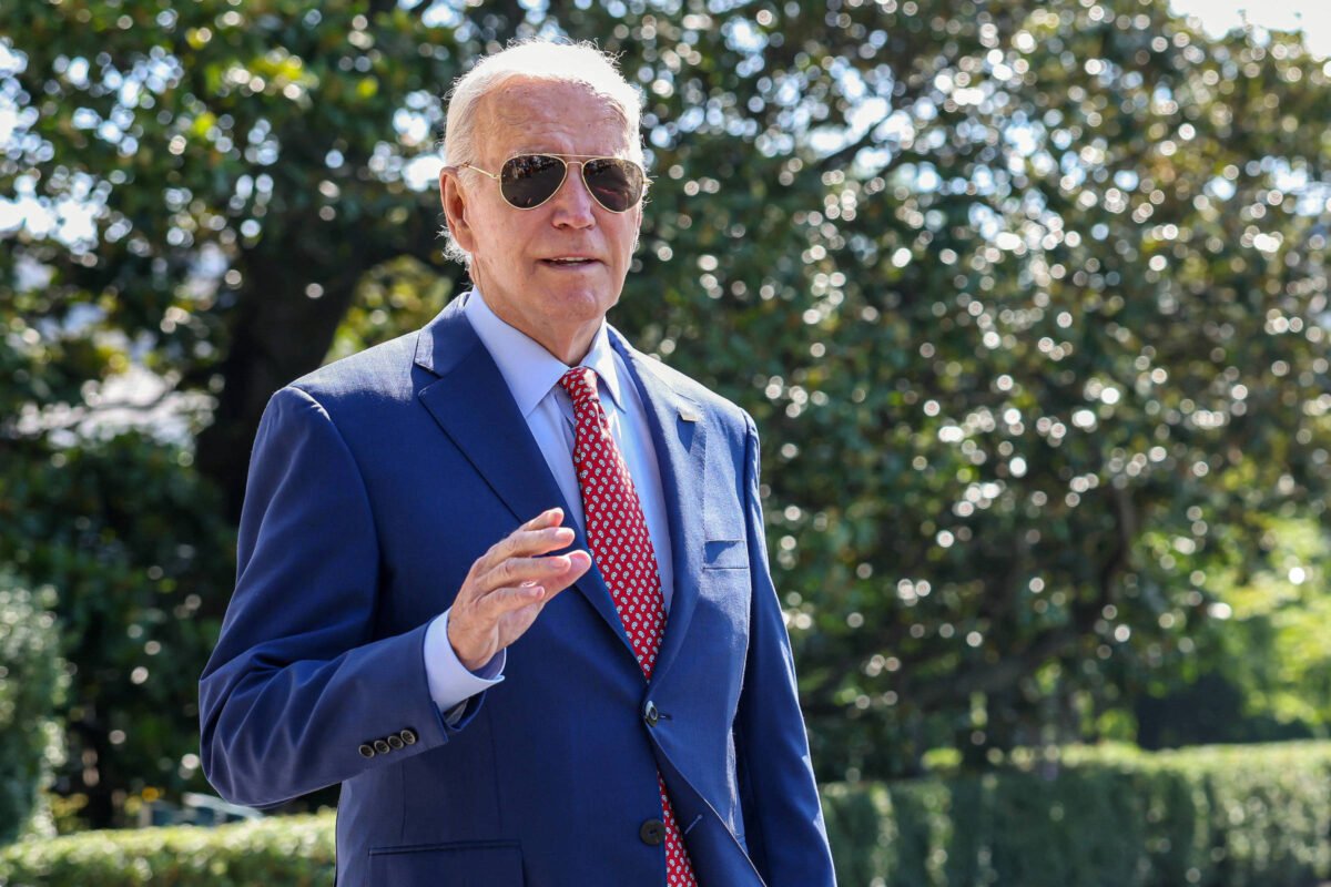 Biden diz que desistiu de candidatura por pressão de sigla