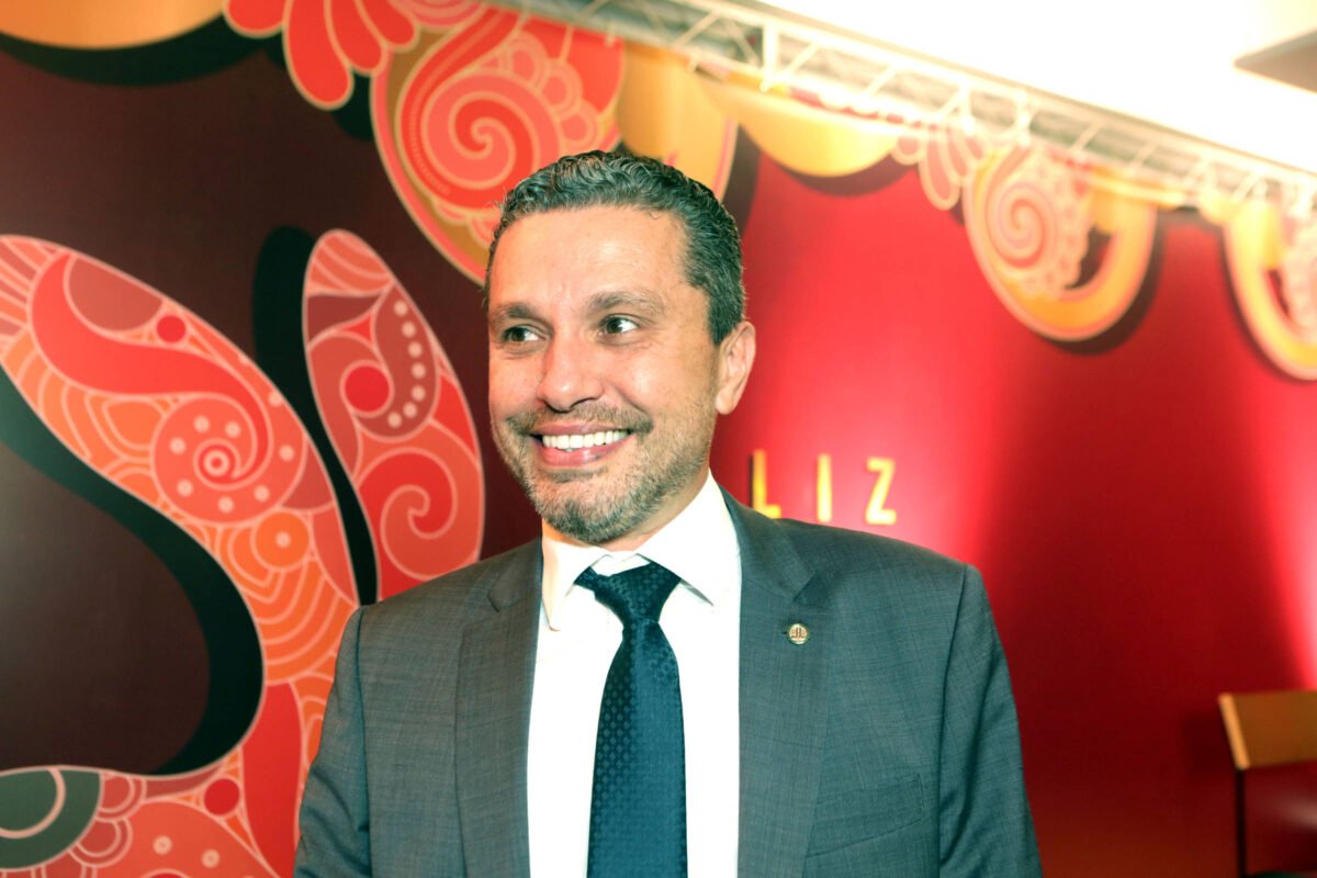 China: Lobby une agro, esquerda e centrão no Congresso -