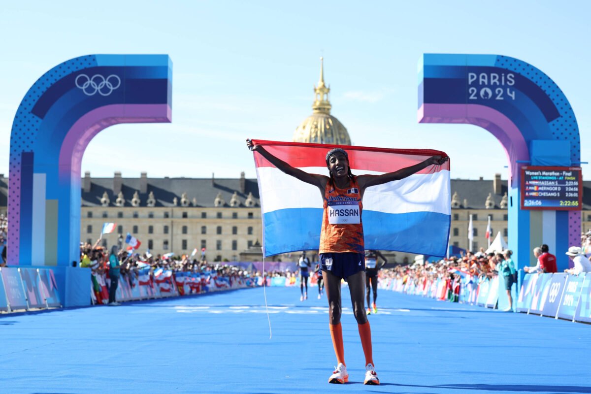 Com recorde, holandesa Sifan Hassan vence maratona e conquista 3ª