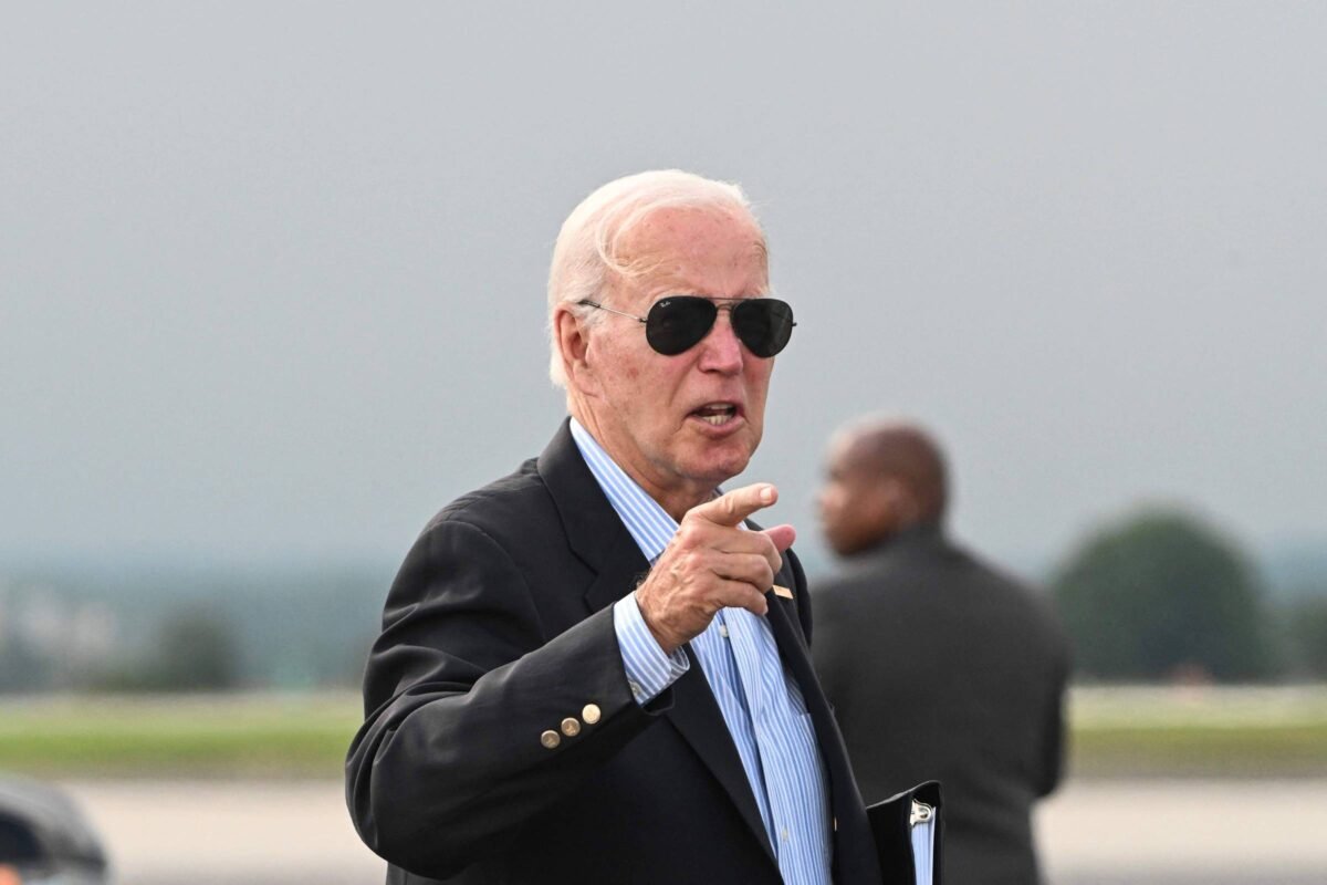 EUA: Democratas dedicam 1º dia da convenção a Biden -