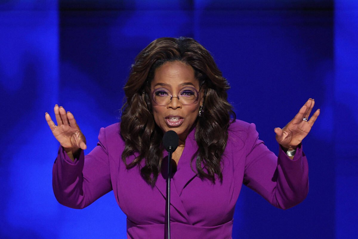 EUA: Oprah rouba a cena na noite do vice de