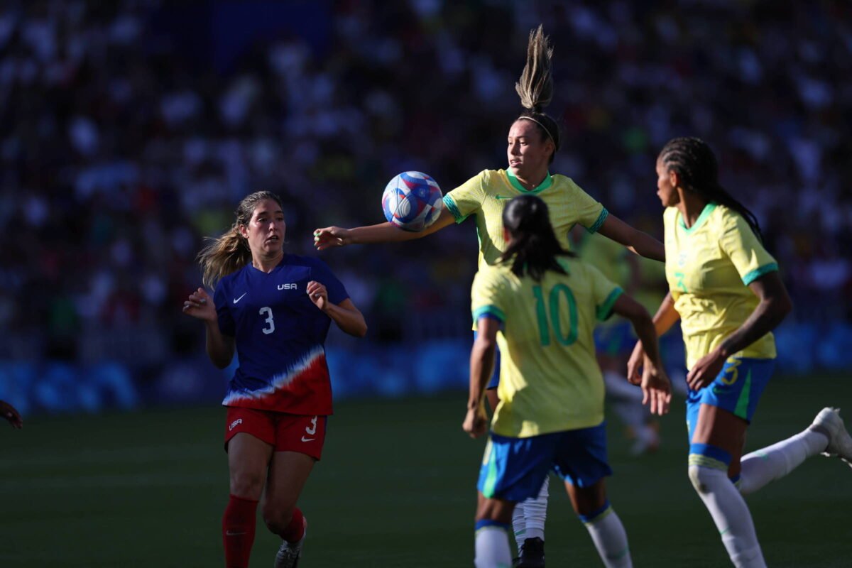 Futebol feminino foi crime no Brasil durante 42 anos -