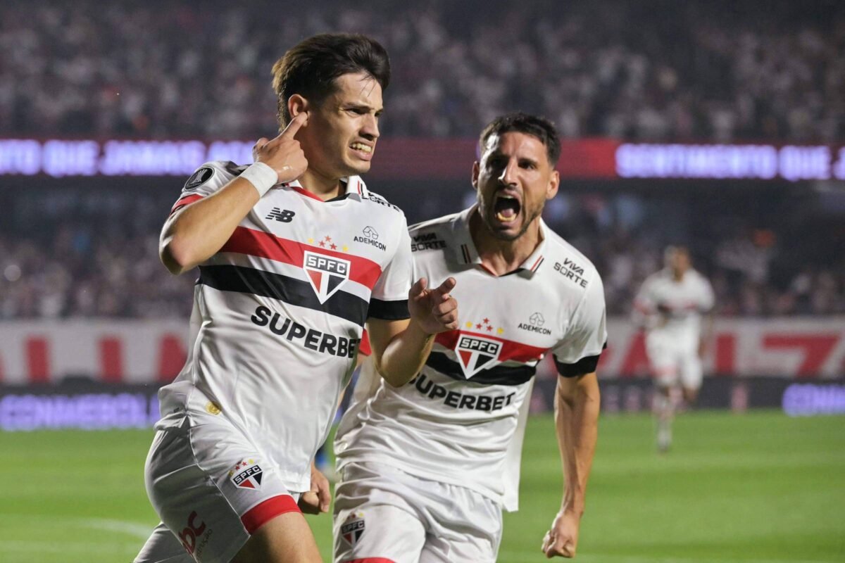 São Paulo vai enfrentar o Botafogo na Libertadores - 22/08/2024
