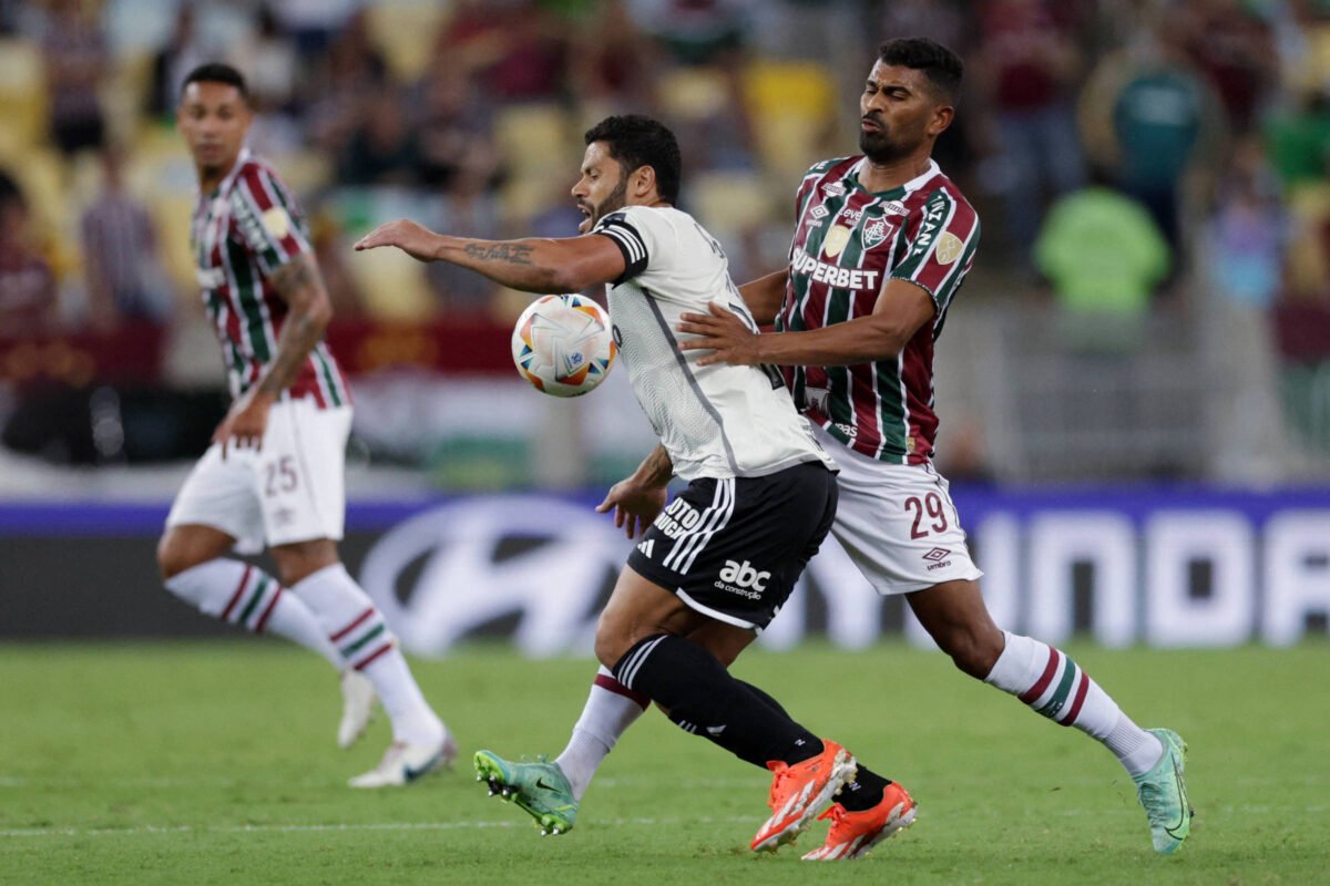 As diferenças entre o mundo ideal e o real no