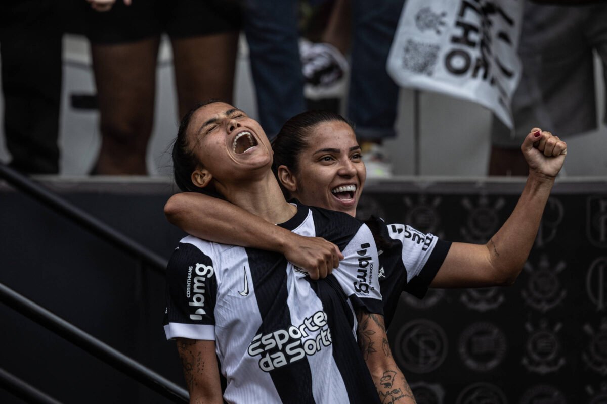 Corinthians bate São Paulo e conquista Brasileiro feminino - 22/09/2024