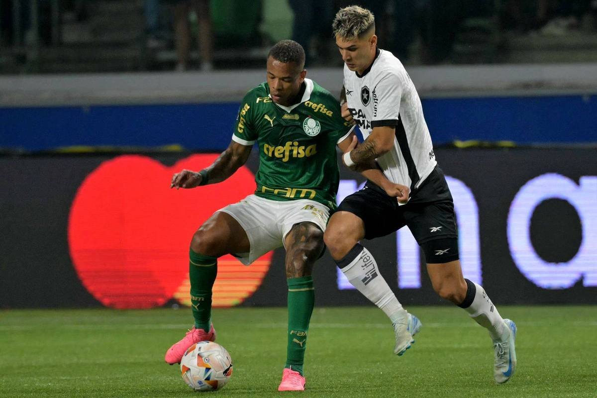 Ex-namorada acusa lateral Caio Paulista de agressão - 15/09/2024 -