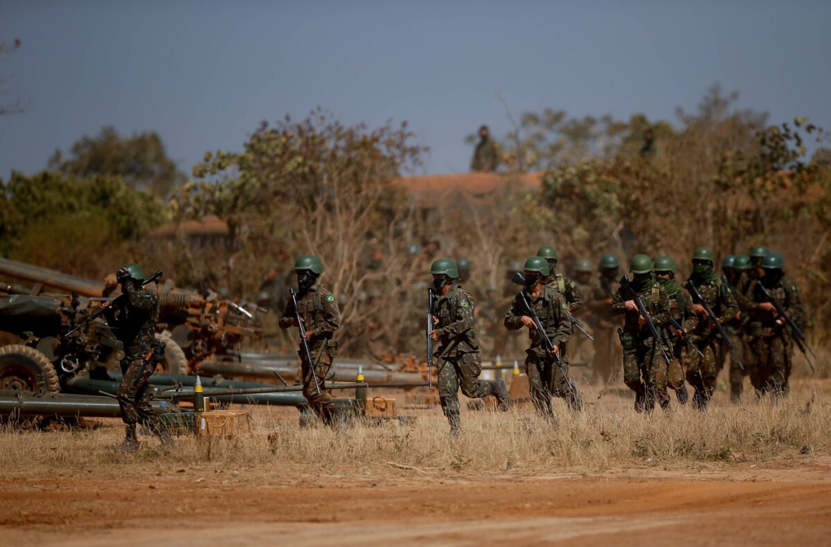 Marinha do Brasil une tropas dos EUA e China pela