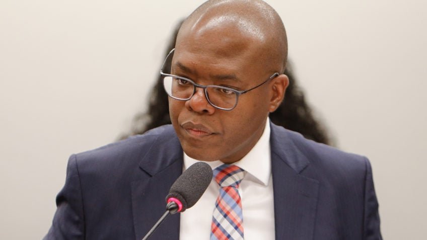 STF pede manifestação da PGR sobre caso Silvio Almeida