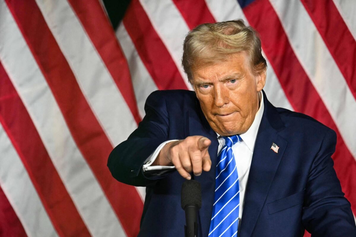 EUA: Trump diz que invasão do Capitólio foi 'dia de