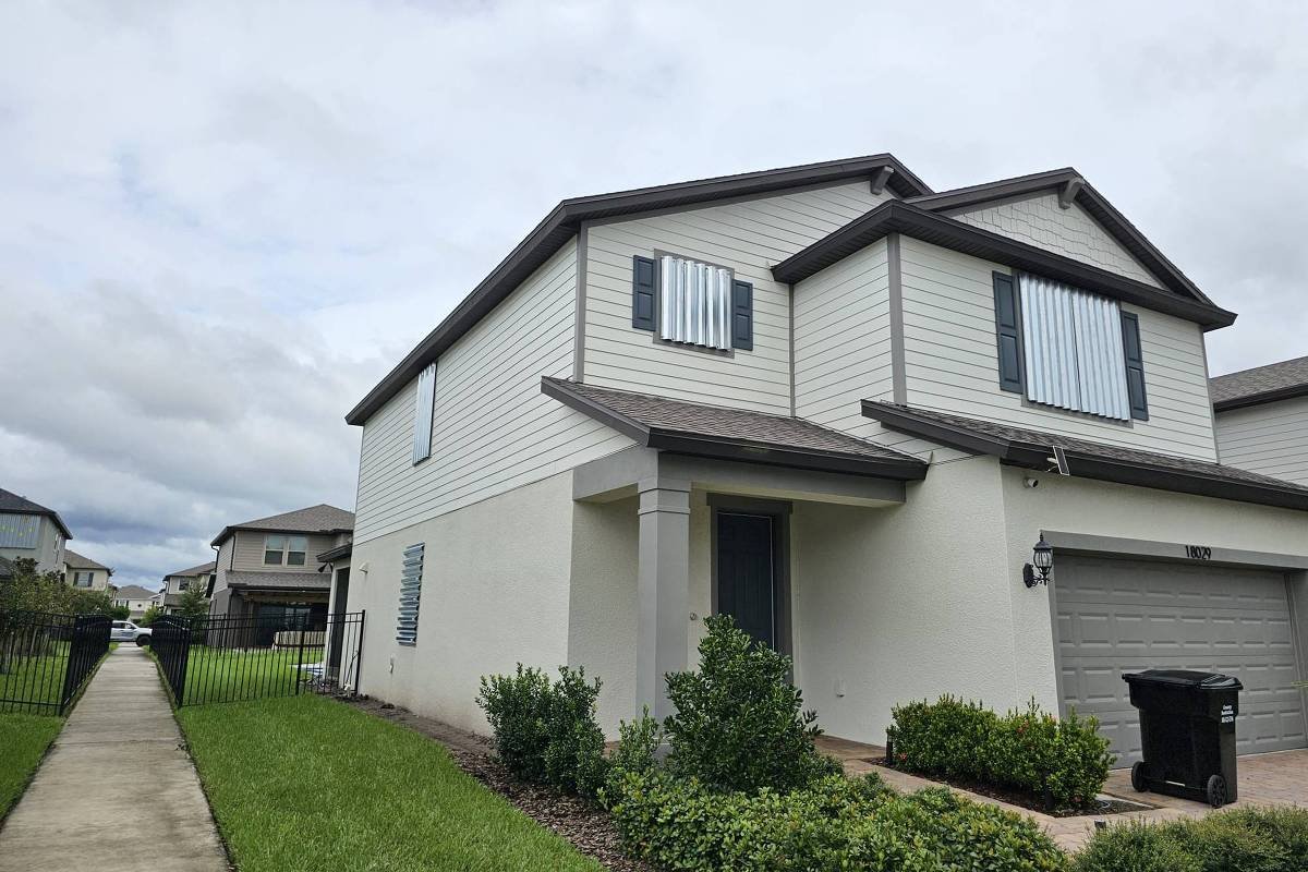 Furacão Milton: moradores da Flórida decidem ficar em casa -