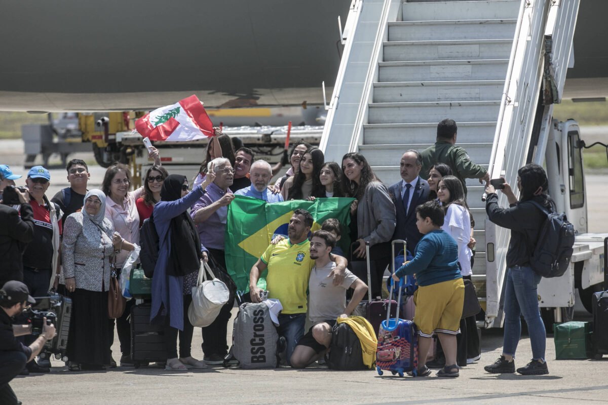 Netanyahu faz guerra para ficar no poder, diz Lula -