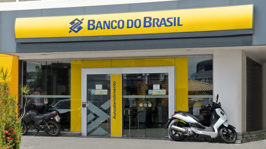 Operação mira esquema de fraudes no Banco do Brasil