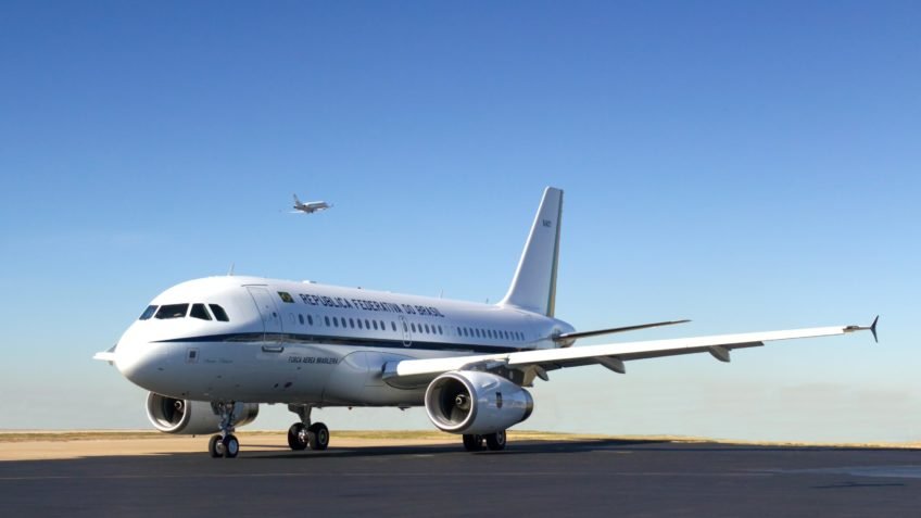 Piloto do Aerolula relata pane pouco após a decolagem