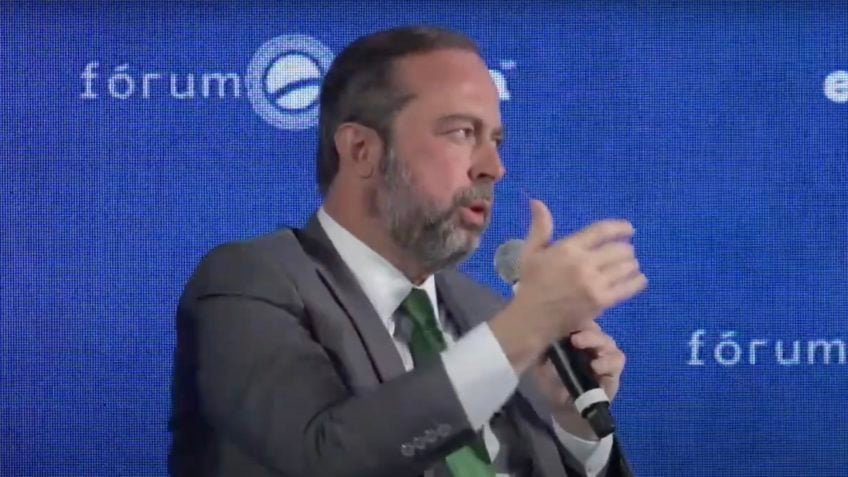 Silveira fala em renovar concessão da distribuidora horas antes do