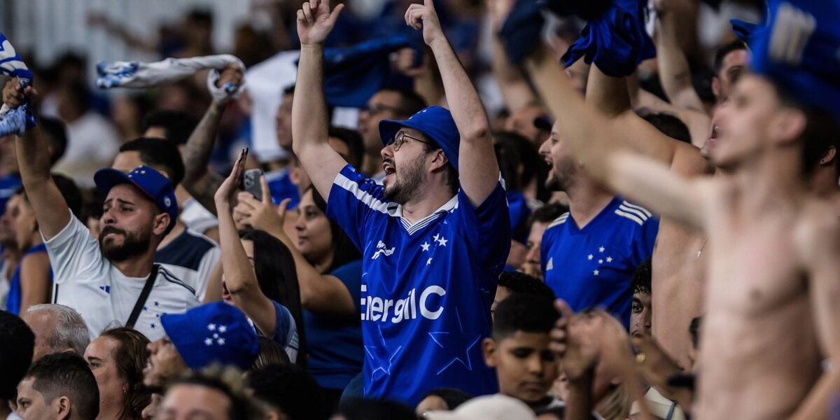 Cruzeiro e Racing Club se enfrentam na final da Copa