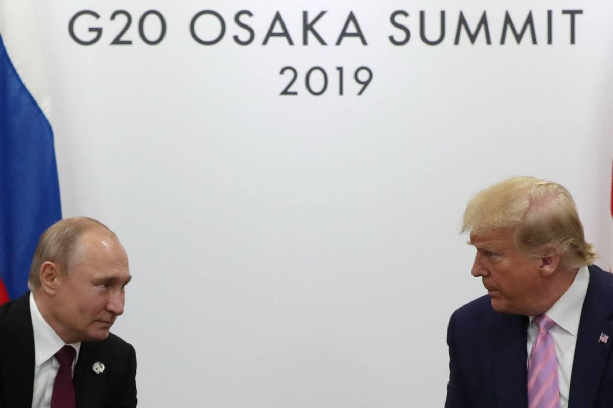 Elite da Rússia torce por Trump, mas não muito -
