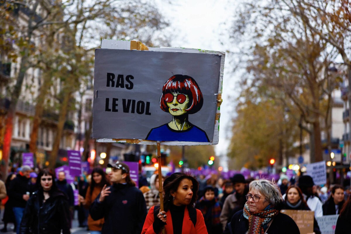 Marchas na França denunciam violência contra mulheres - 24/11/2024 -