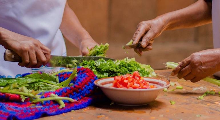 Padrões alimentares pouco saudáveis geram US$ 8 trilhões em custos